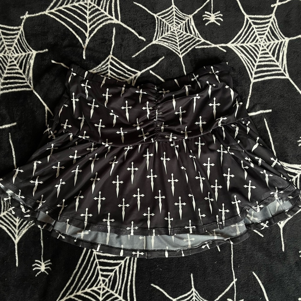 Hot Topic Social Collision Dagger Skirt